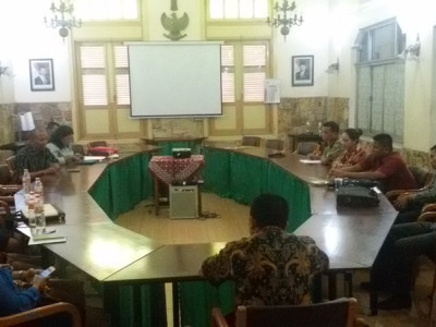 PERTEMUAN DENGAN PENGURUS YPAK